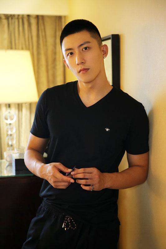 李易峰剪寸头发型视频,李易峰现在发型