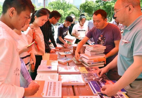 录取分数比较低的5所军校，毕业后前途无量，学生可以作为参考