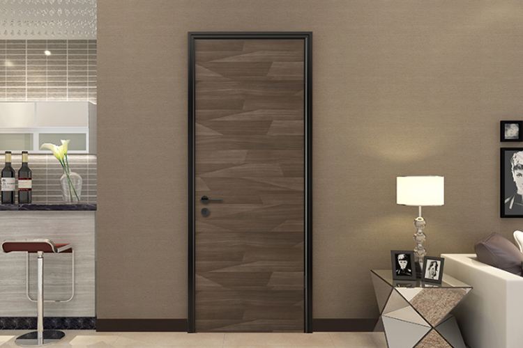 木门时间久了刷清漆,木门时间长了变色怎么办