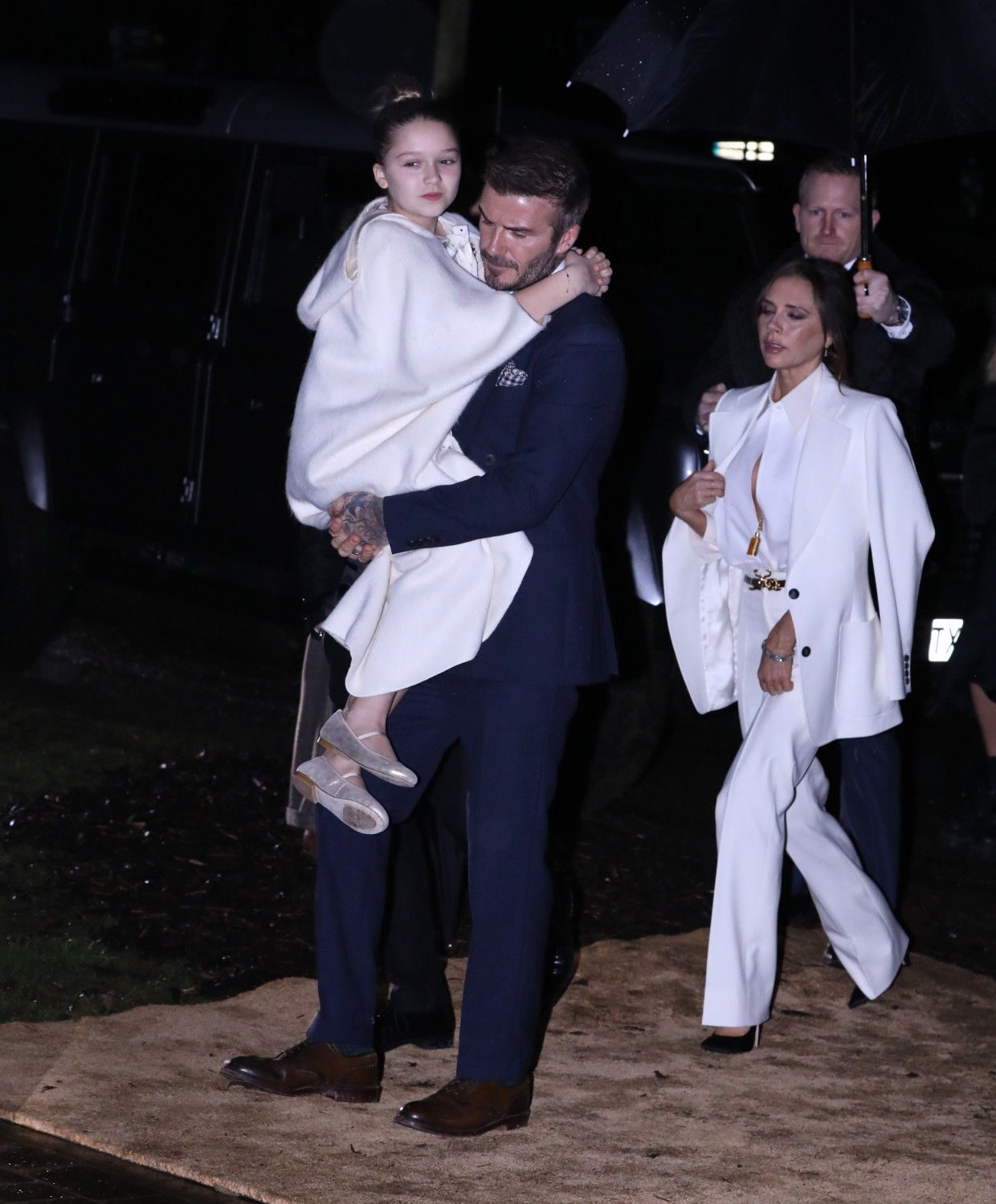 贝克汉姆小七7岁,贝克汉姆在家隔离生活