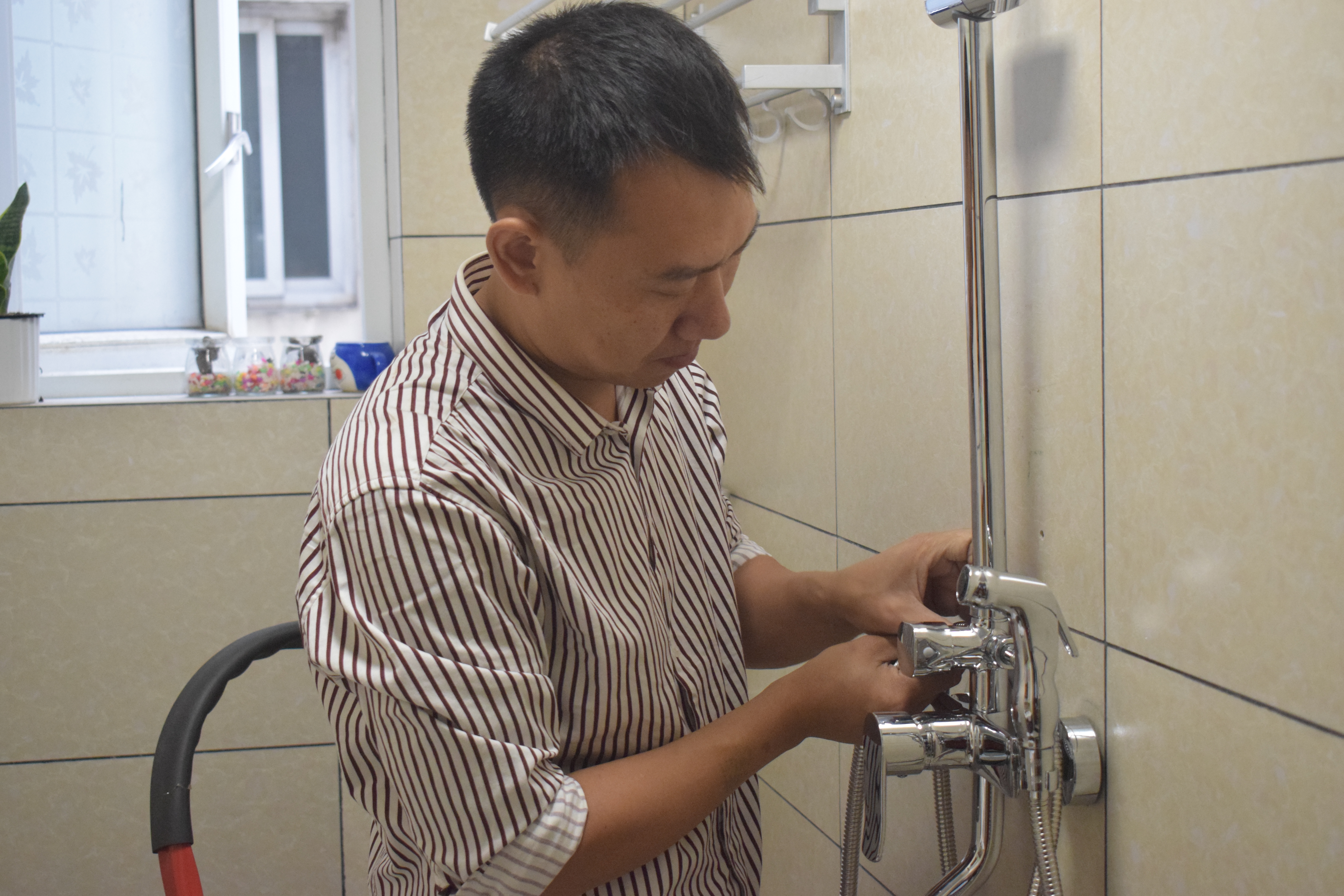 三档空气增压花洒,四档强力增压花洒