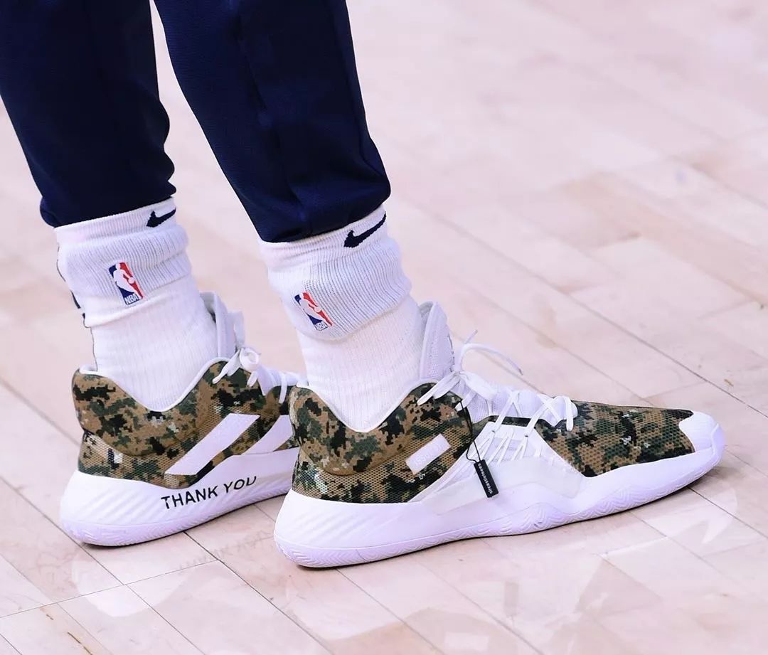 NBA球员上脚：海沃德穿安踏签名鞋，拉塞尔的李宁球鞋很帅