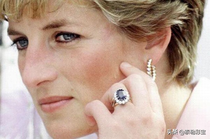 斯里兰卡蓝宝石回收多少钱一克拉,斯里兰卡蓝宝石单价