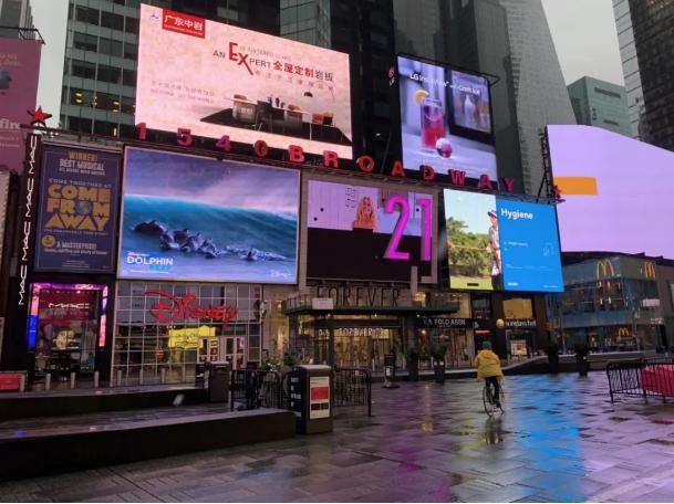 广东中岩:岩板制造巨擘携手中国建博会(广州)邀您鉴赏硬核产品