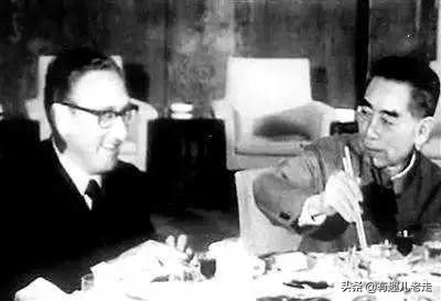 北京烤鸭的故事视频,北京烤鸭的历史故事30字