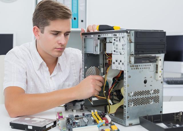 老公买了整套工具舍不得用,五金工具哪个好用又实用