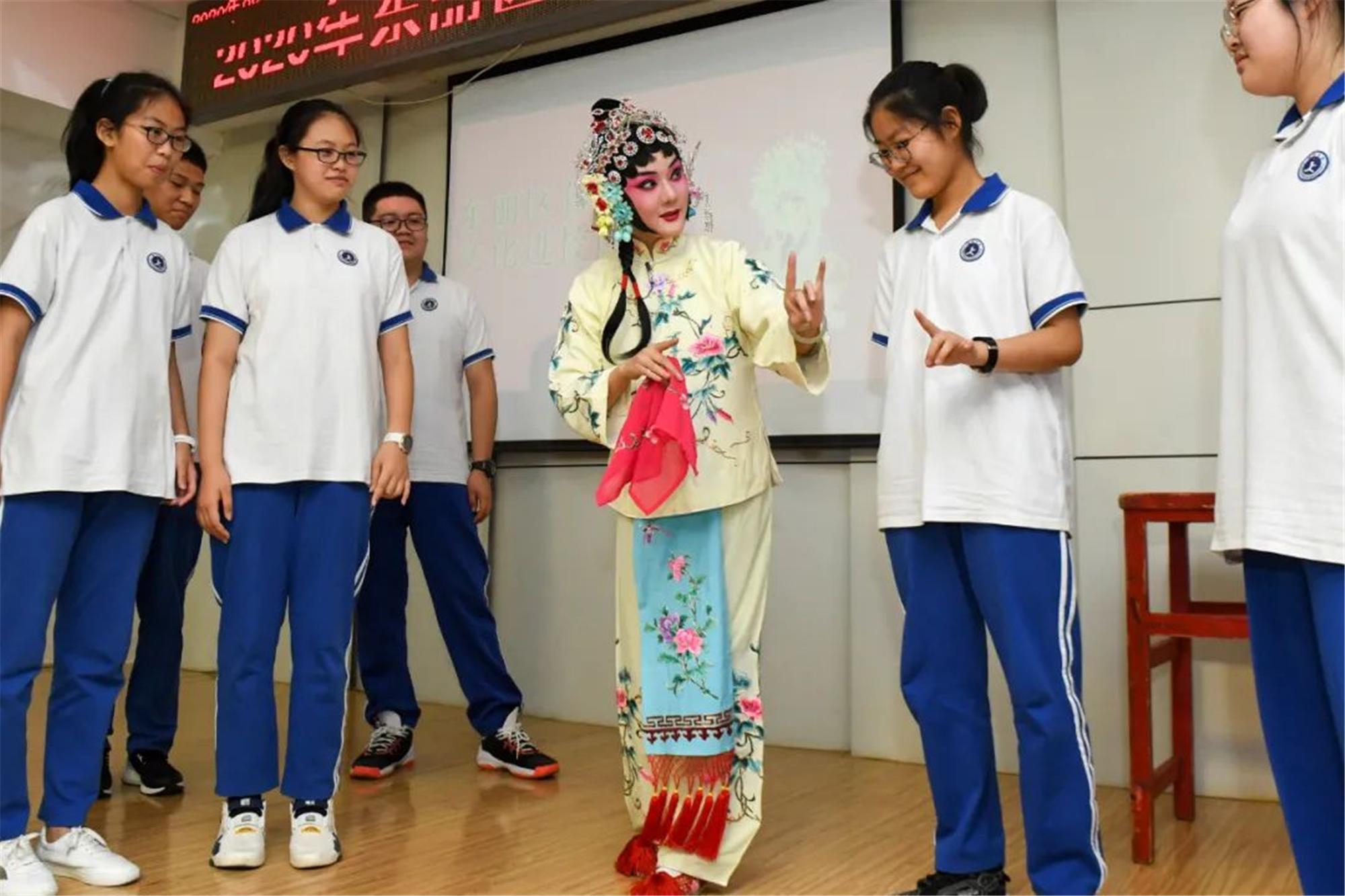 立德树人守初心潜心育人启征程,立德树人育初心坚定信仰担重任