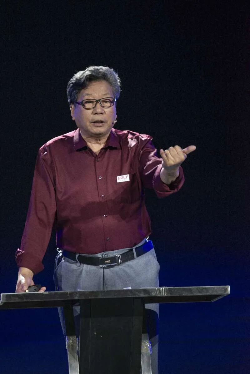 诗坛之声:高考应有创作传统诗的题目