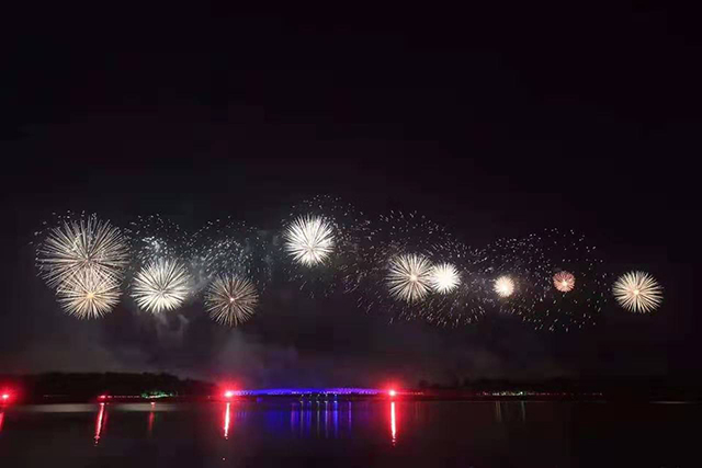 腾飞70年!AEE为深圳国庆焰火晚会保驾护航