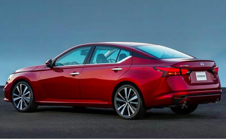 2020款日产天籁动力参数调整,日产天籁2022新款驾驶感受