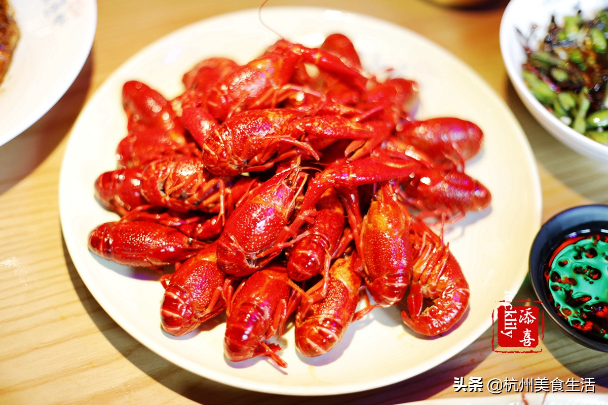 靓靓蒸虾和巴厘小龙虾哪个好吃,小龙虾武汉最好吃
