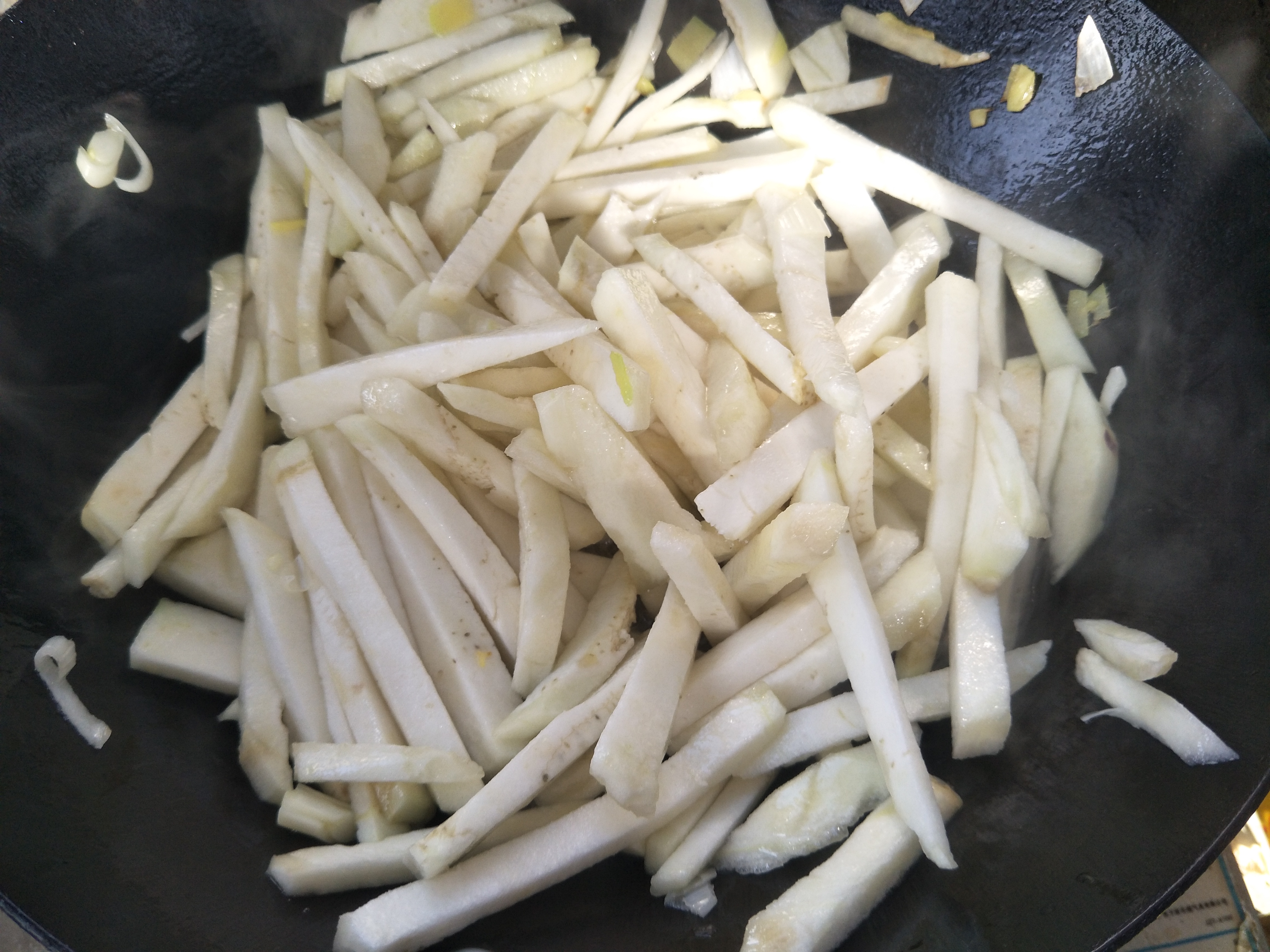 茄子的十种家常吃法 (茄子的软烂且清淡神仙吃法)