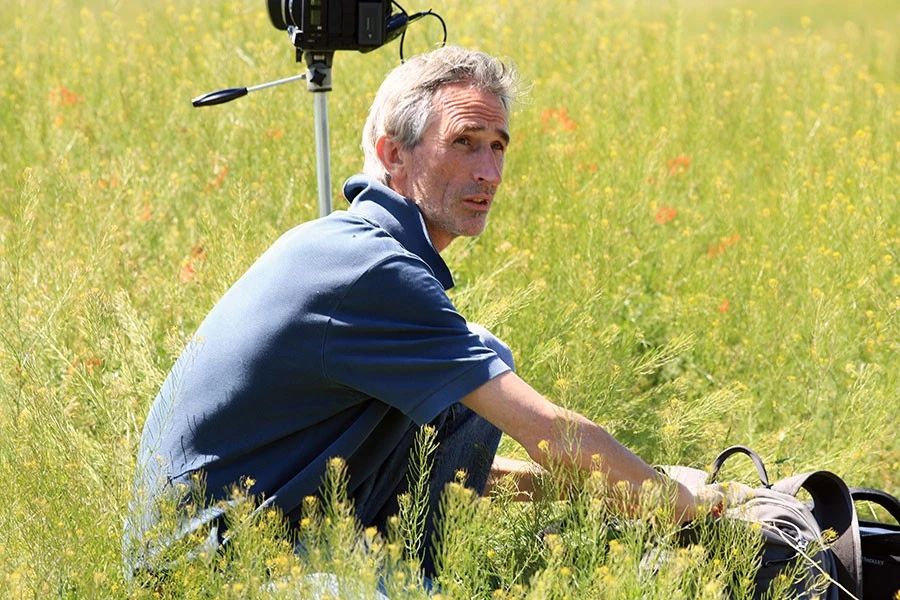 当你扛着尼康冲向龙卷风的时候,当摄影师义无反顾地冲向龙卷风