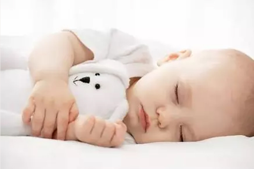 新生儿偶尔嗓子呼噜怎么回事,新生儿嗓子呼噜呼噜响是什么原因