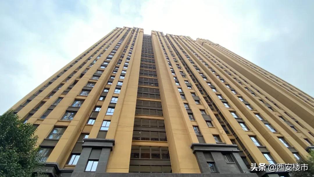 金辉世界城的二手房源为什么很多,金辉世界城首付2万起