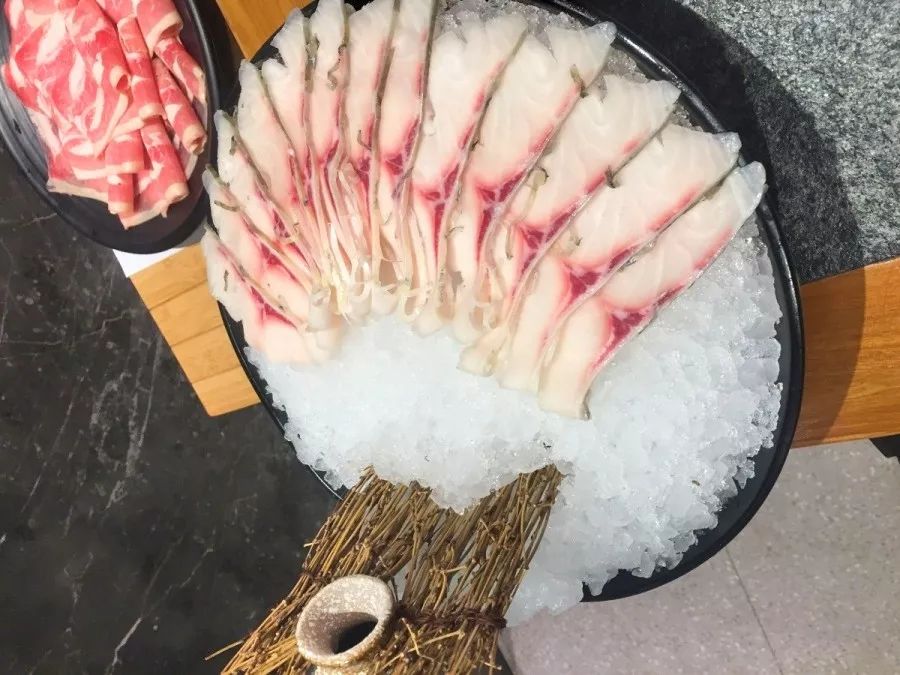 江小渔鲜鱼火锅湖南店,江小渔豆浆鱼火锅探店