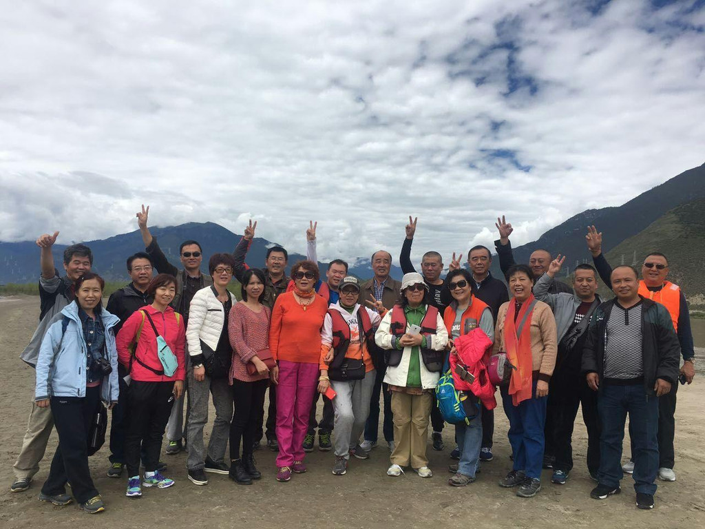 旅游团被导游消费了怎么办,旅游被导游坑了该怎样处理