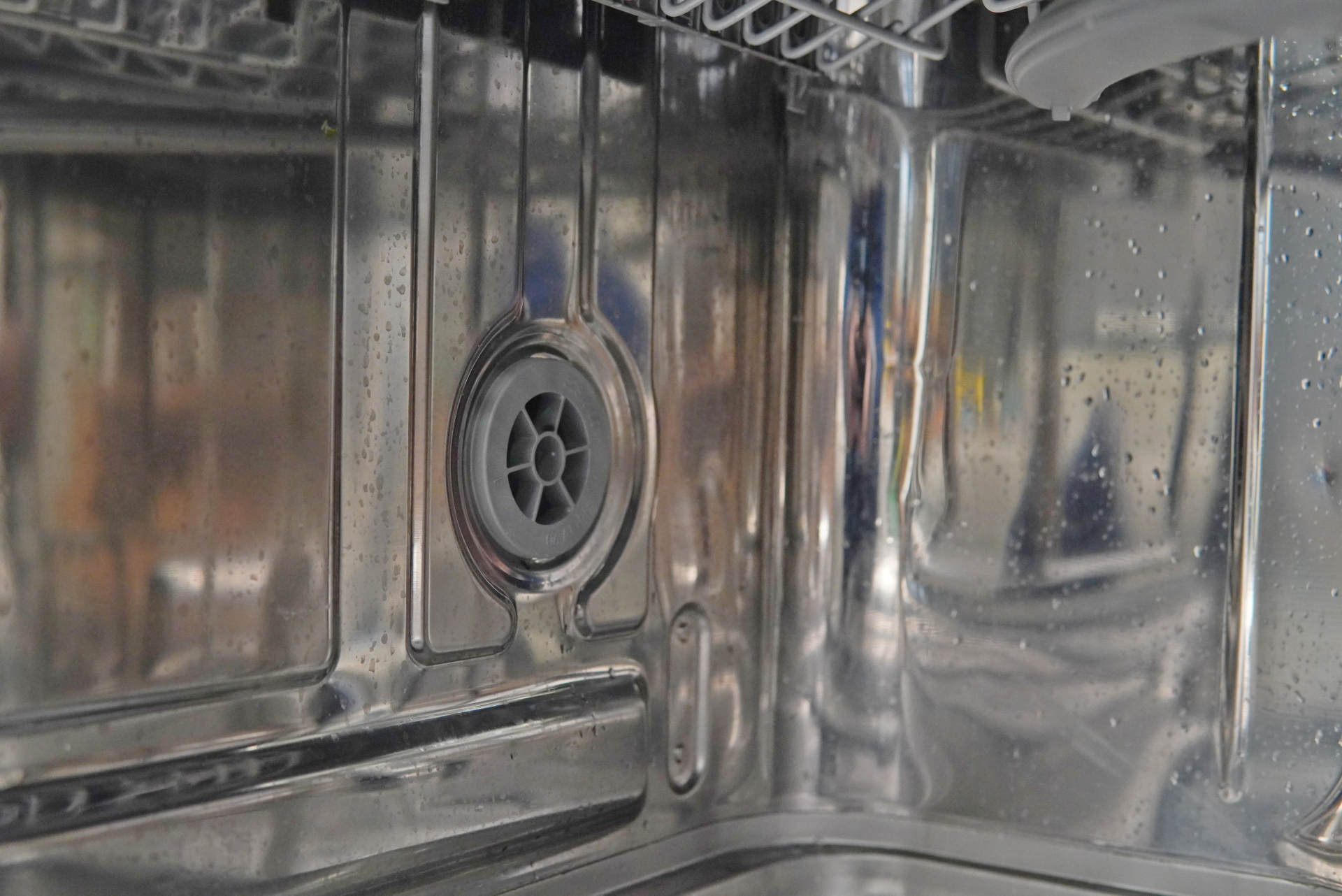 洗碗机选择攻略,方太水槽洗碗机和海尔水槽洗碗机