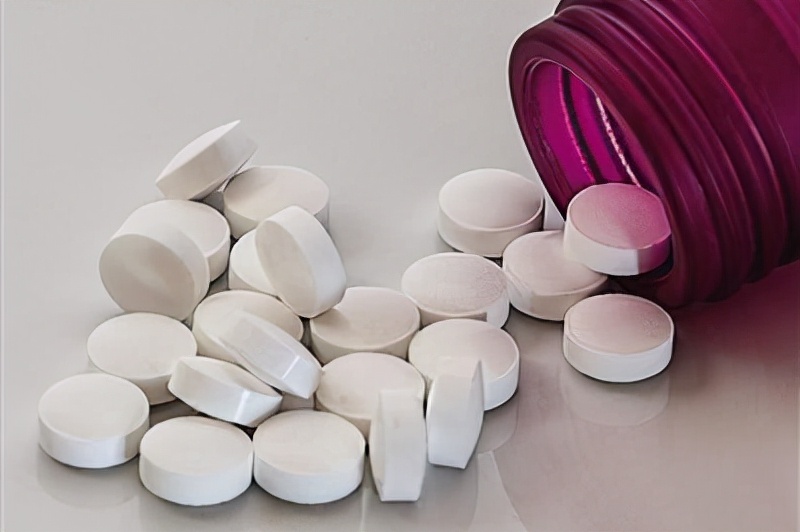 你清楚“ED”?该如何选择治疗方法?西地那非与他达拉非的区别