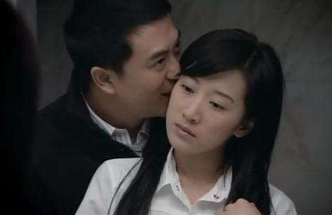 演“小三”走红的李念，如今有儿有女老公疼，幸福的让人羡慕