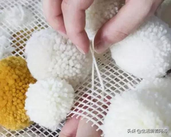 地垫下面放什么能不滑,地垫怎么铺才正确