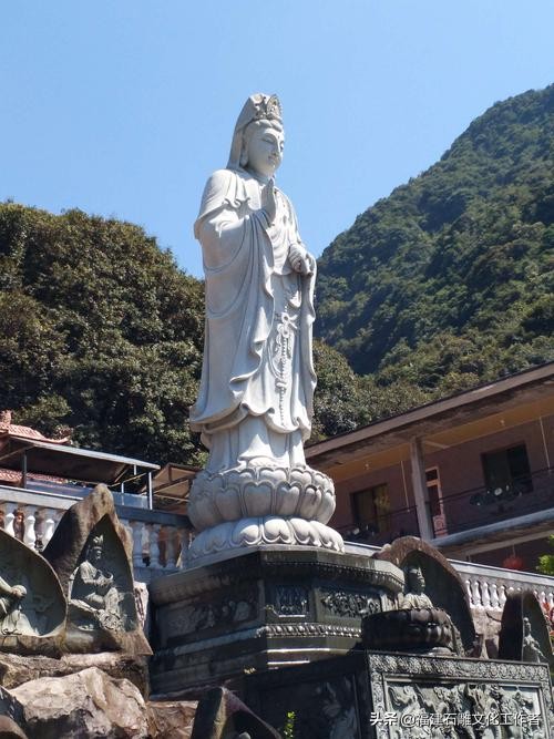 观音是佛还是菩萨,石雕观音菩萨究竟是男身还是女身