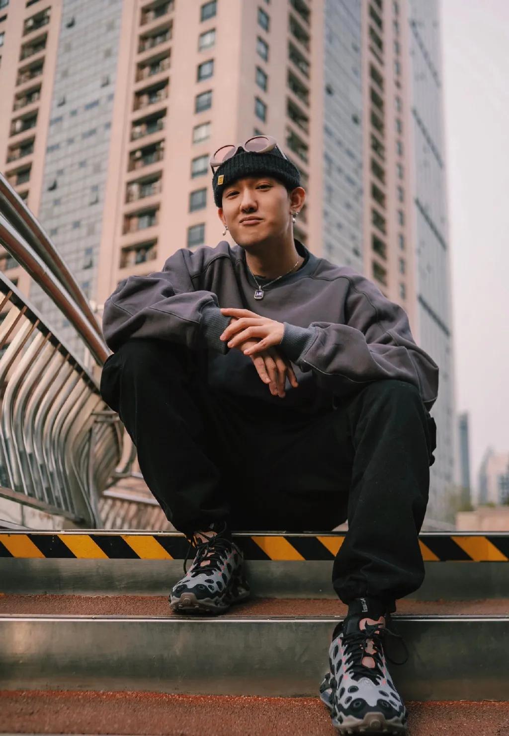 苦闷的2020年最后一个月,就让INNERSECT来一拳结束