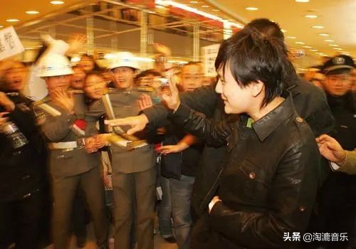 鏉庤崳娴╃粡鍘嗙殑纾ㄩ毦杩囩▼,鏉庤崳娴╃粡鍘嗙殑纾ㄩ毦杩囩▼閲囪