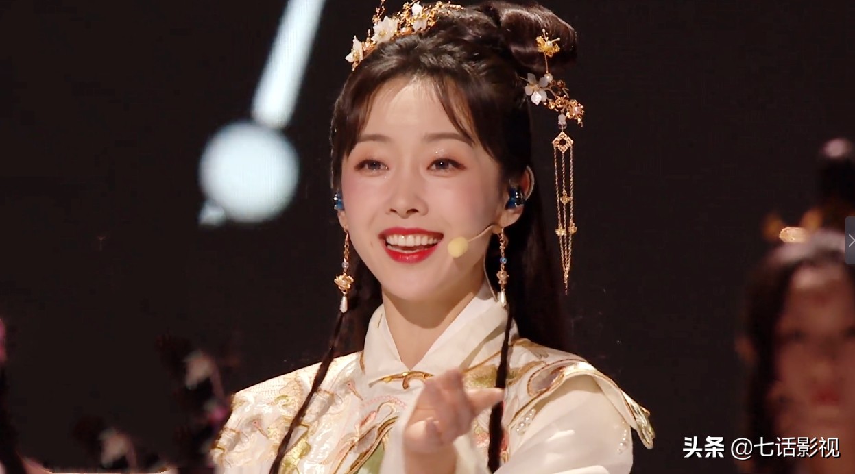 长歌行从头剪到尾,长歌行蓝色异域造型