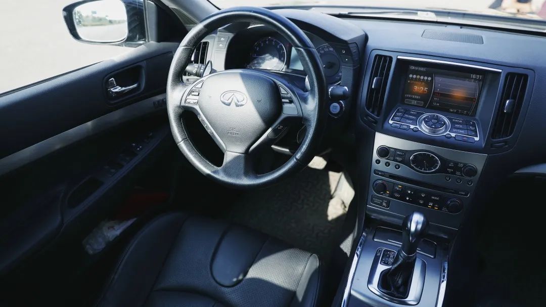 英菲尼迪g25二手车评测,10款英菲尼迪g25值得买吗