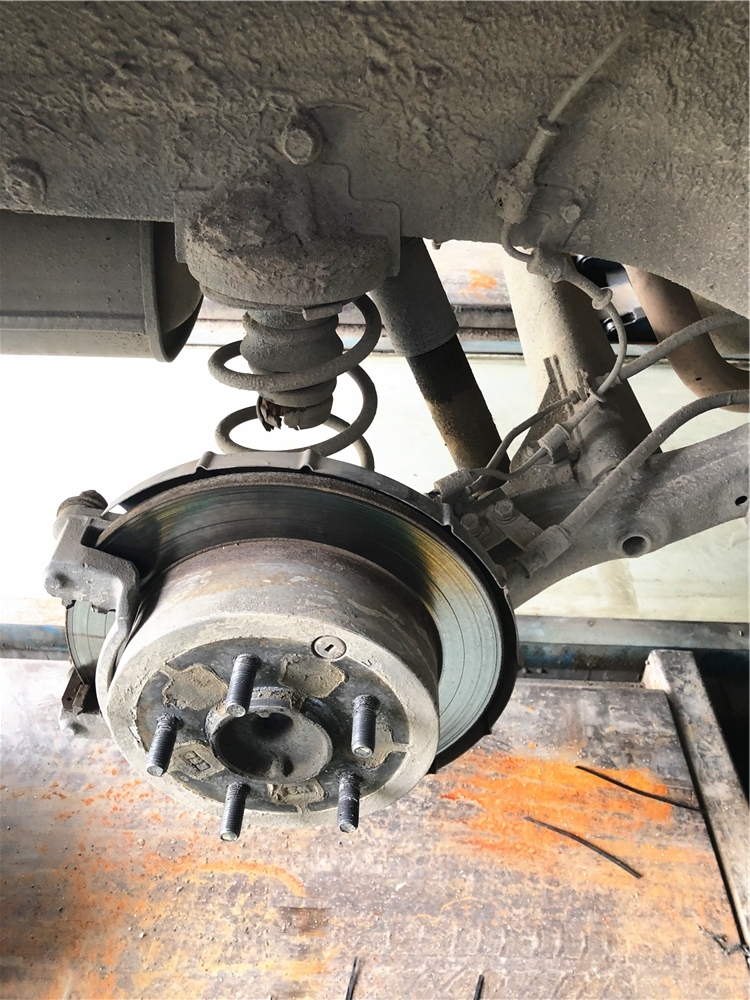 起亚福瑞迪刹车油在哪里,起亚福瑞迪保养灯怎么归零