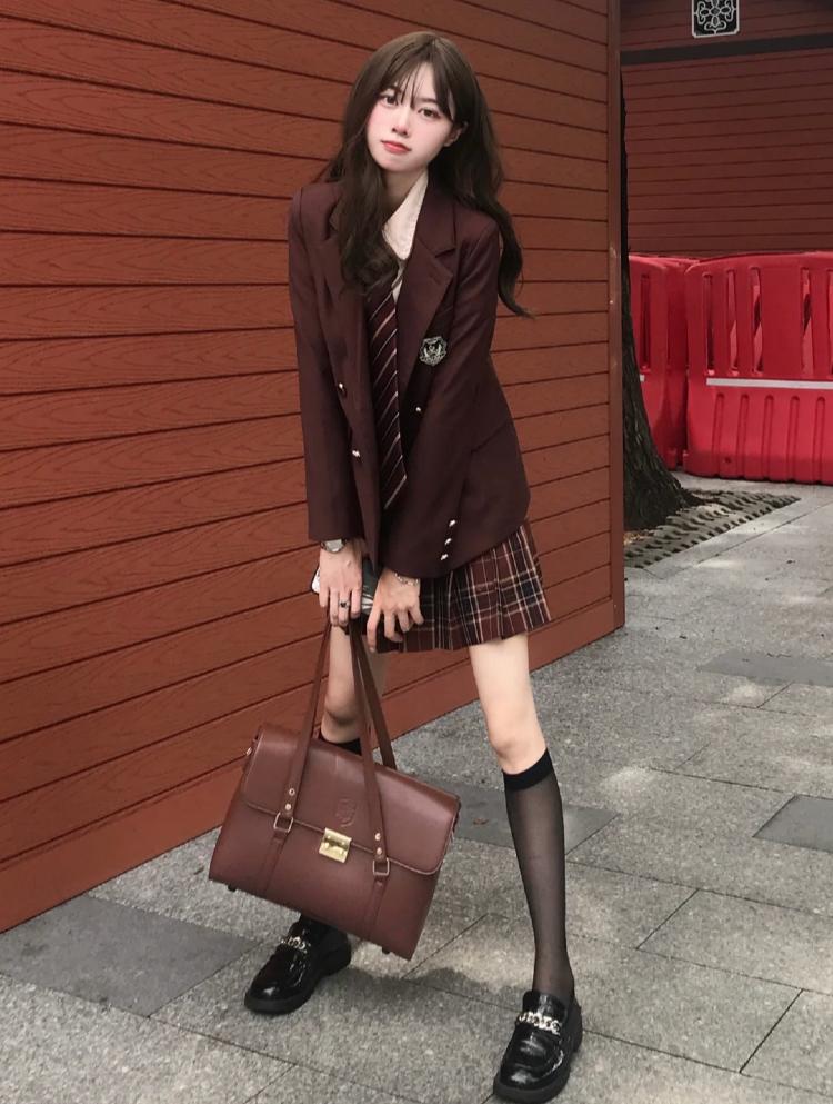 今秋最流行的穿搭,舒适百搭耐穿的鞋