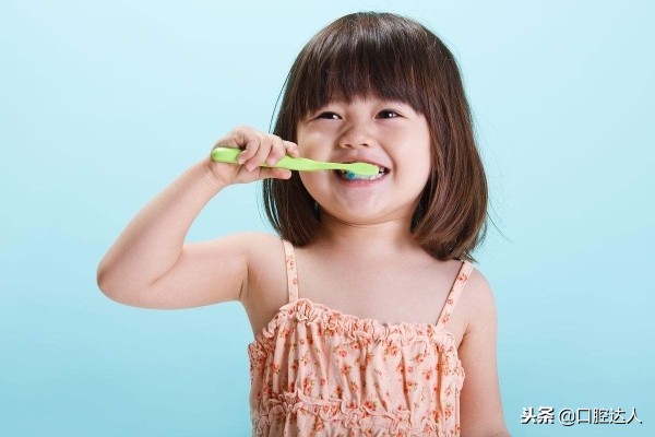 6岁的女孩换牙期注意事项,孩子要换牙了应该注意什么