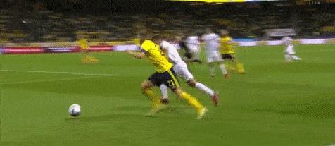 世预赛-伊萨克破门索莱尔建功西班牙1-2客负瑞典