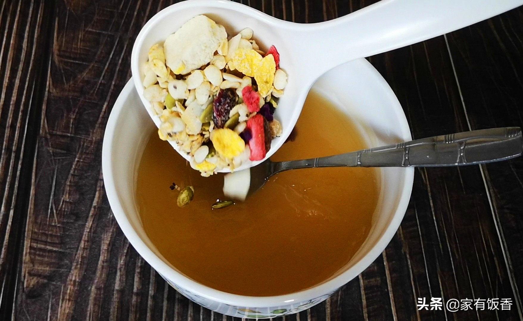 葛根粉直接倒热水会怎么样,葛根粉做面膜用凉水调还是热水调