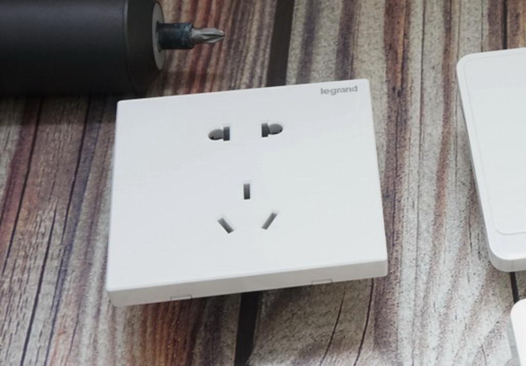 北京老破小一居变两居,80平老房爆改逆袭成200平