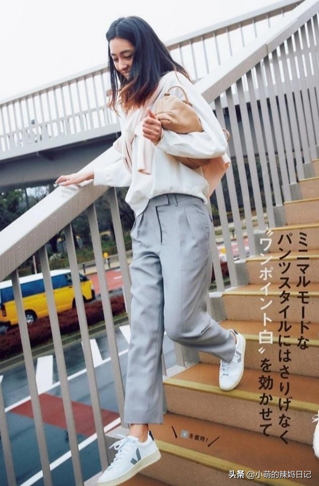 紧身裤搭配露肩衫洋气还清新减龄,雪纺阔腿裤搭配什么上衣好看40岁