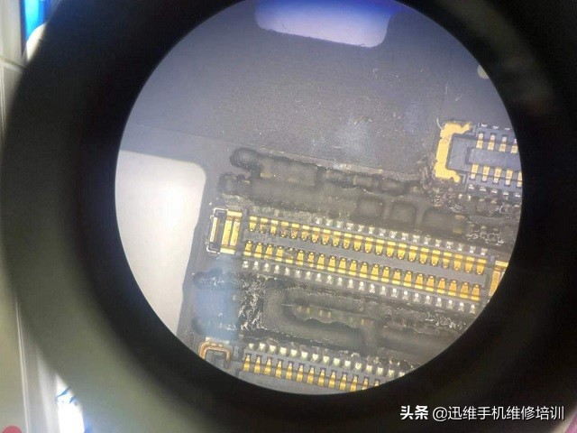 iphone手机进水黑屏的恢复方法,苹果手机进水突然间黑屏怎么开机