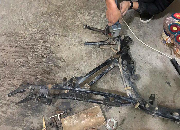 属于本田摩托的时代，94年本田90、98年本田125，都是神车啊