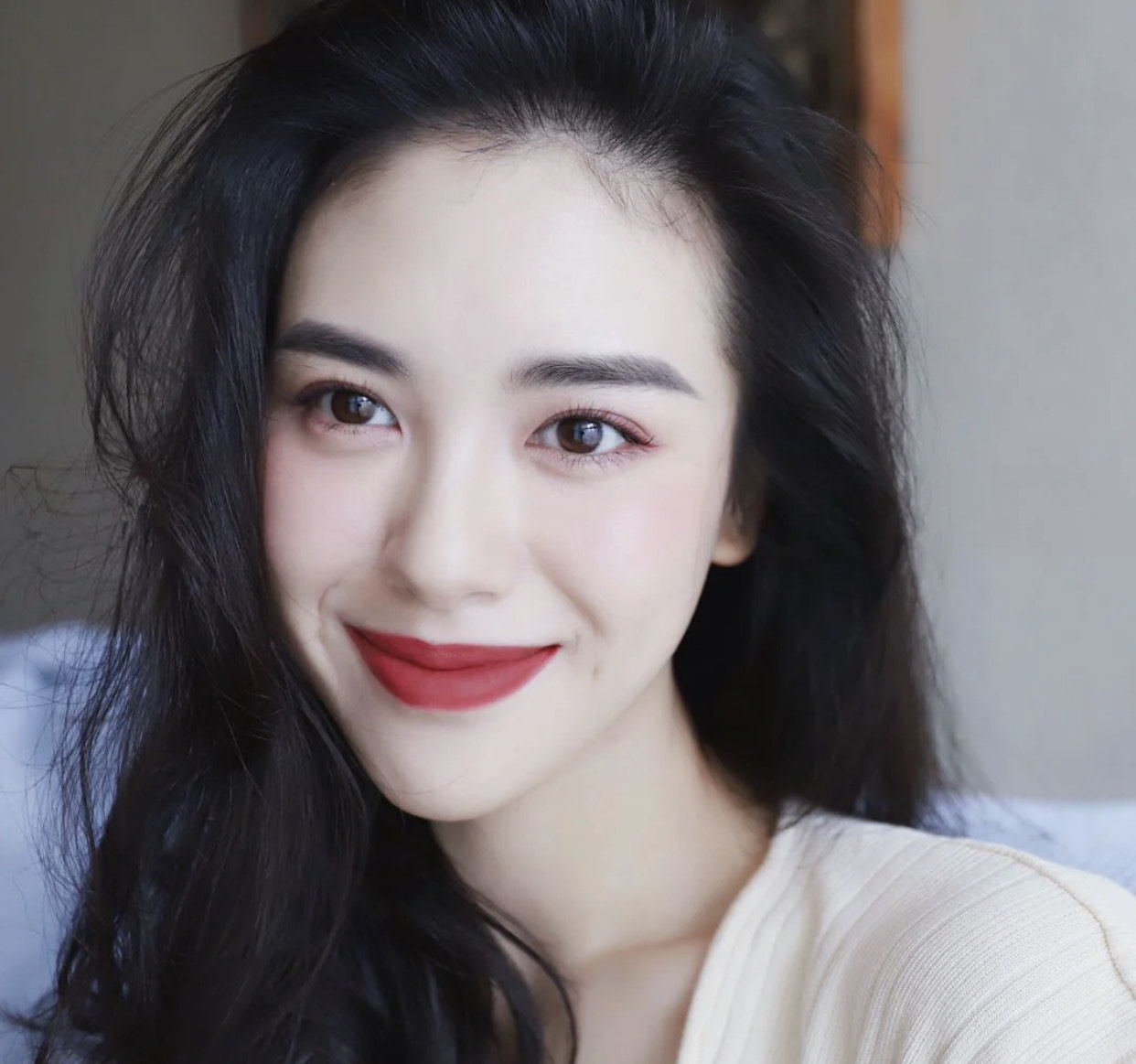 显白口红色号推荐迪奥740,上班族最经典口红