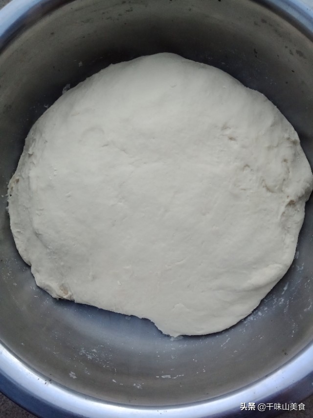 家常大饼怎么烙能酥,两个方法教你烙最柔软的大饼