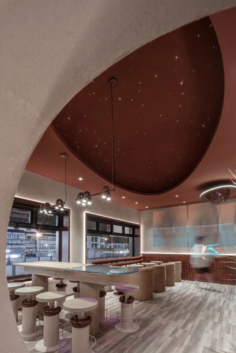 星巴克咖啡馆拍照效果图,有创意的咖啡厅设计