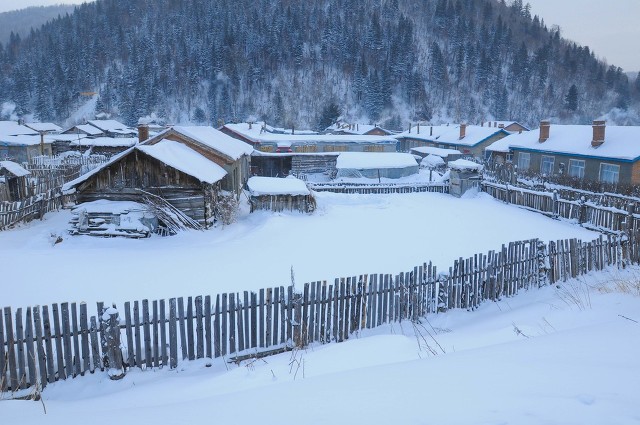 爱国七言古诗词,关于爱国情怀的古诗词名句一年级