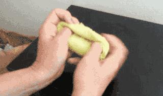 衣服怎么叠省空间,衣服怎么叠才省空间还不会有褶皱