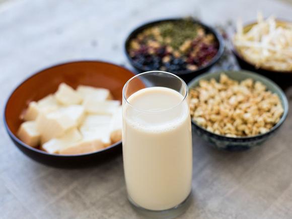 孕期屁股红了一块还疼,孕期走路屁股疼