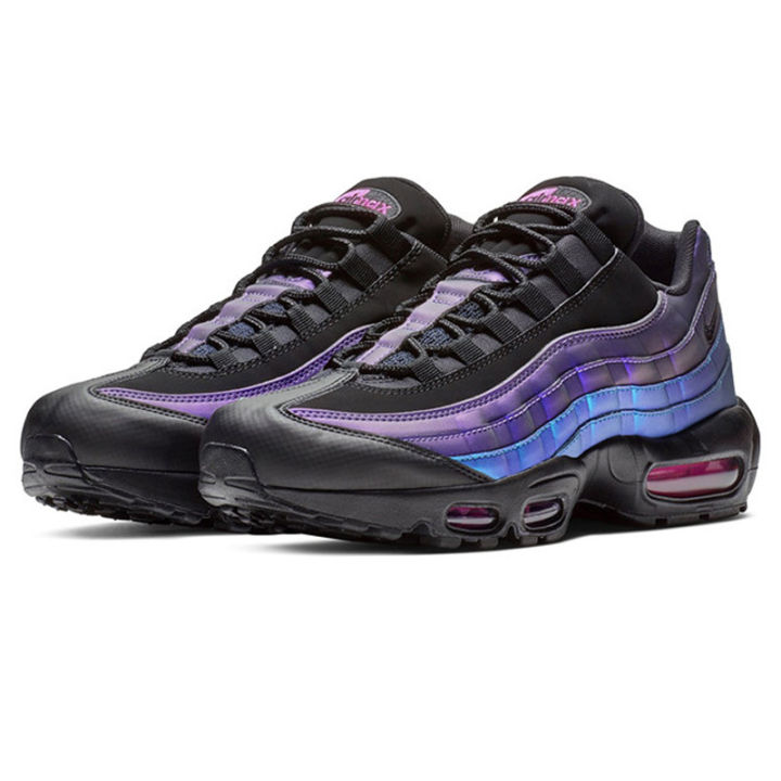 一套让潮人们心心念念、回头率超高的嘻哈风搭配