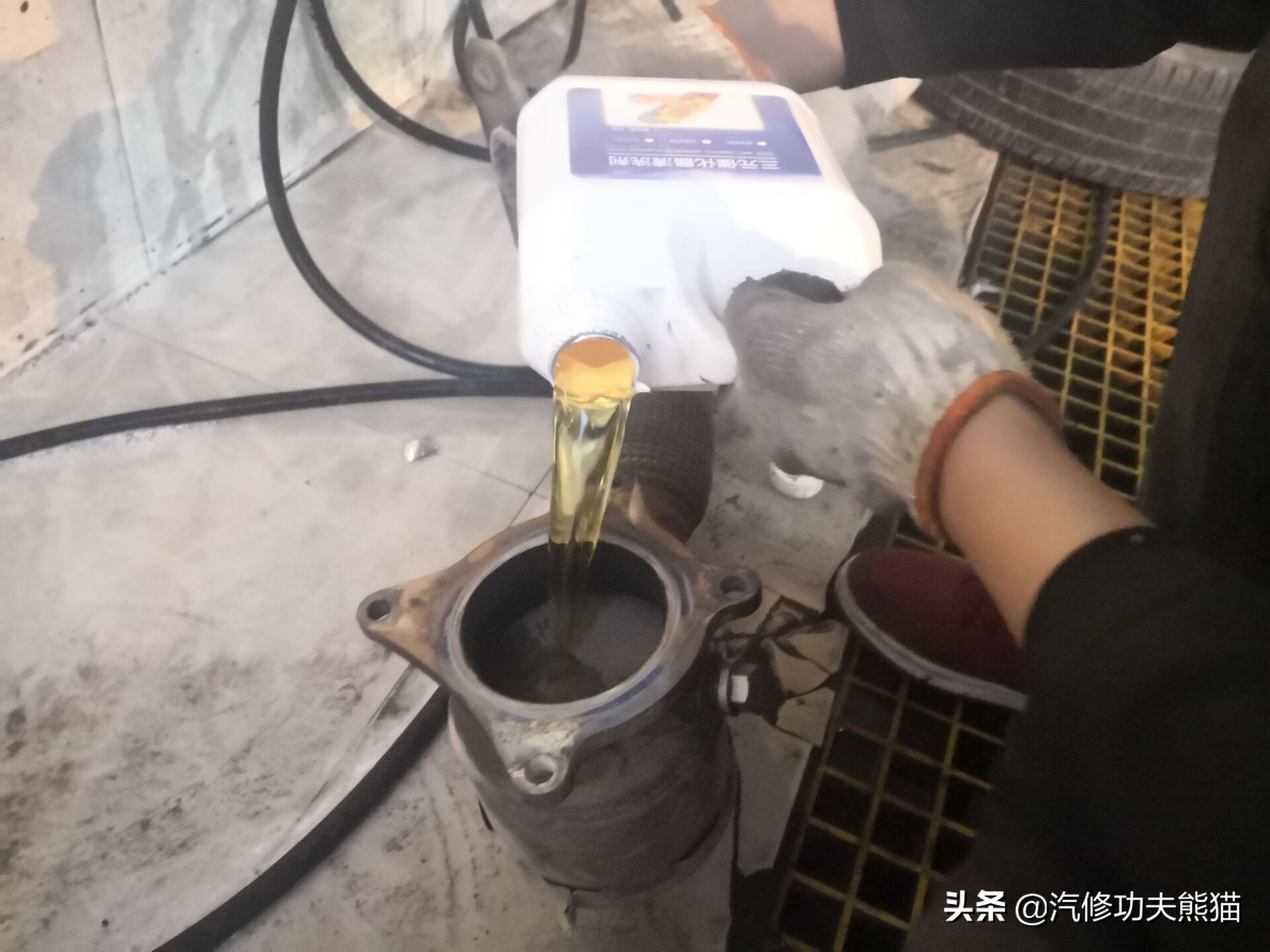 途观1.8t发动机烧机油维修多少钱,途观1.8t烧机油彻底解决