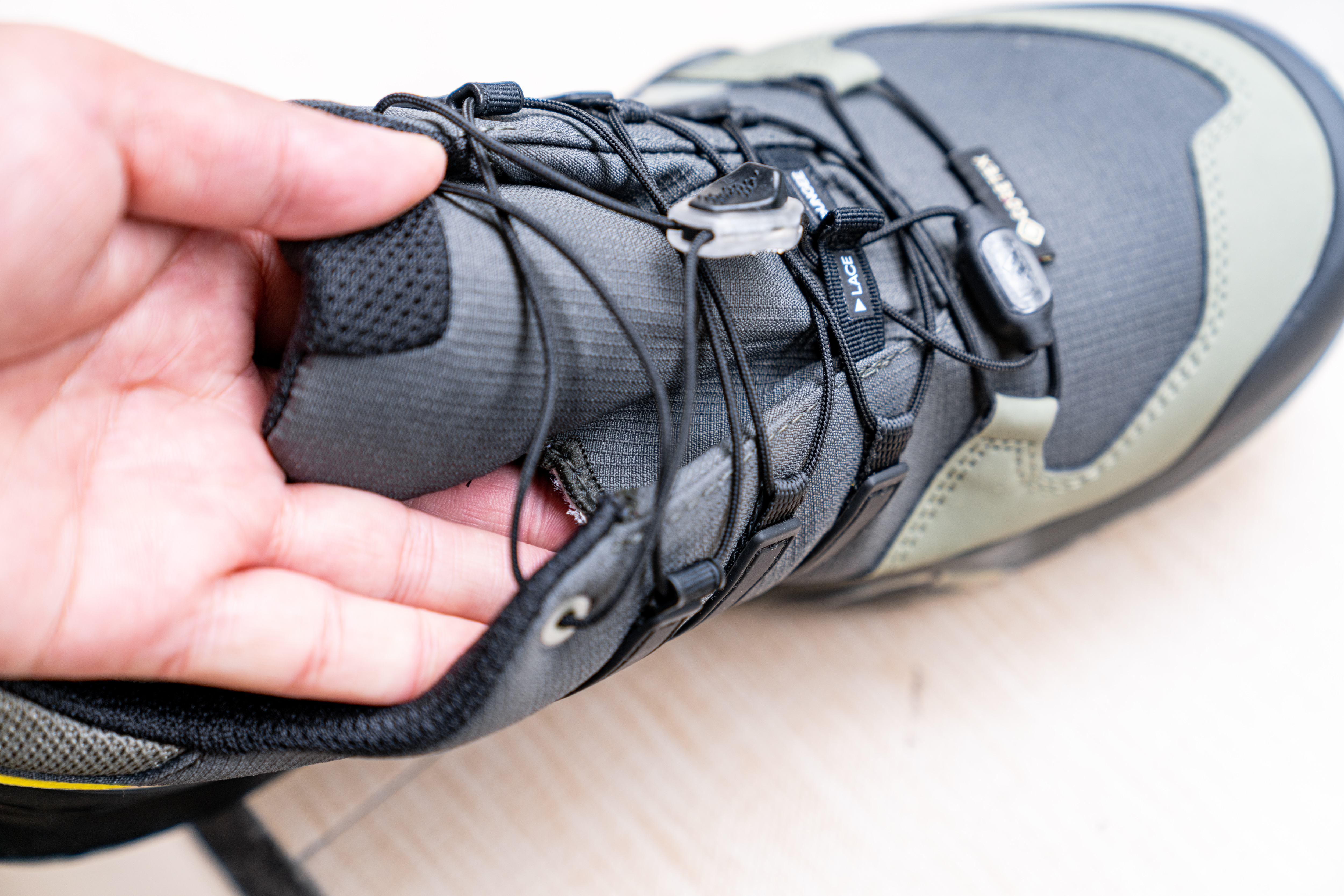 adidasterrex户外鞋卡其色,adidasterrex户外跑鞋评测