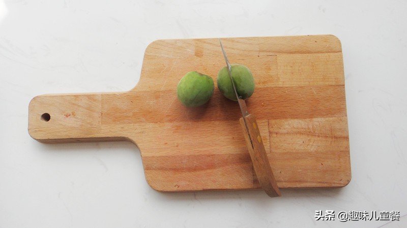 《清平乐》丹姝娘娘同款梅子酒做法,官家喝了都称赞,赶快收藏