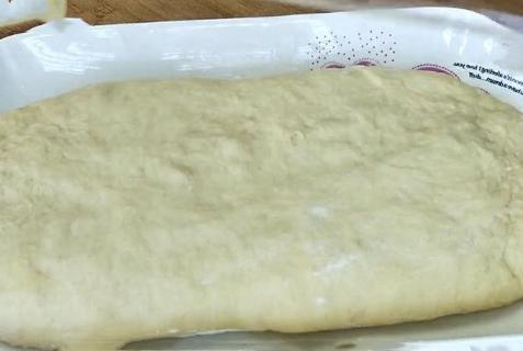 不用揉面不用擀面做小油条的方法,油条揉面小技巧